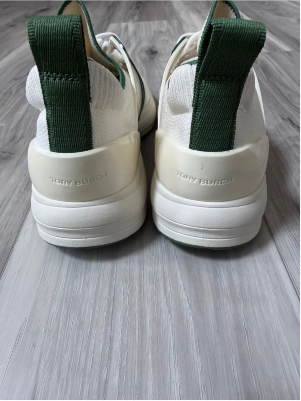 Tory Burch Good Luck Trainer Sneakers Womens 8.5 White Green Knit Athletic Shoes